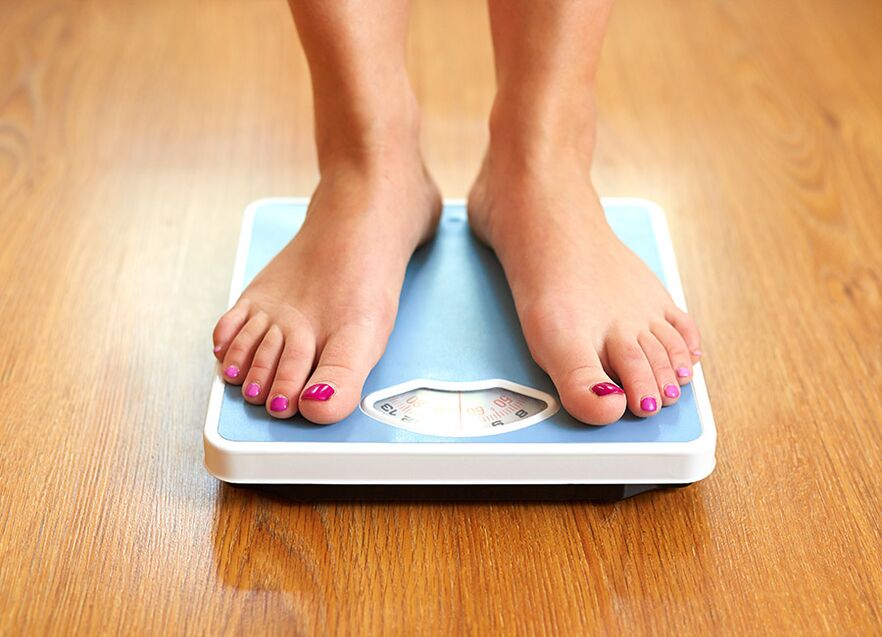 건강한 식단의 규칙을 따르면 체중계의 숫자가 당신을 기쁘게 할 것입니다. 
